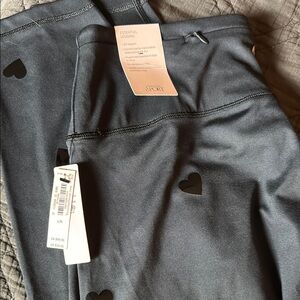 Victoria Secret Black Heart Print Leggings